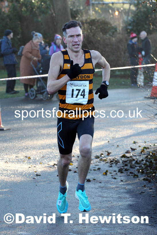 Saltwell 10k Road Race, Saltwell Park, Gateshead. Photo: David T. Hewitson/Sports for All Pics